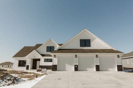Waypoint-End-Paramount-Builders-Custom-ND-Home18